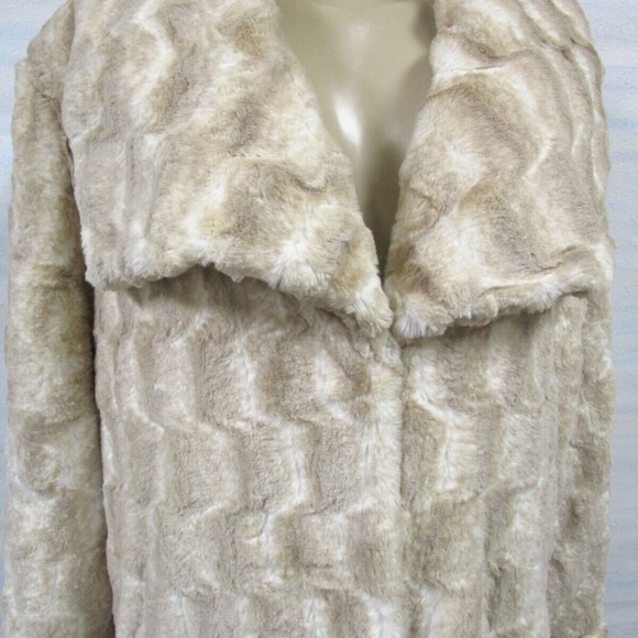 DENNIS BY DENNIS BASSO BEIGE MIX FAUX FUR LONG SLEEVE COAT SIZE XL - NWOT - Picture 13 of 14